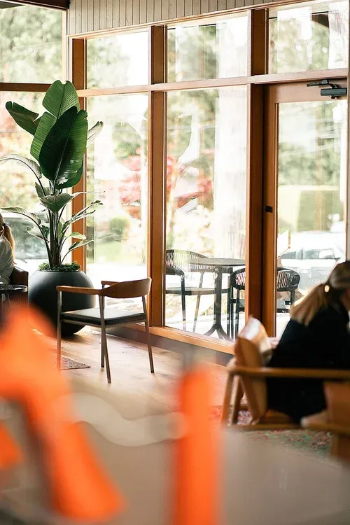 Isetta Cafe Bistro