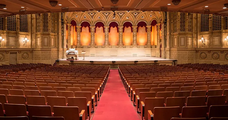 Queen Elizabeth Theatre