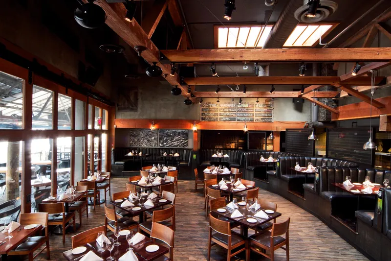 The Vancouver Fish Company Restaurant & Bar