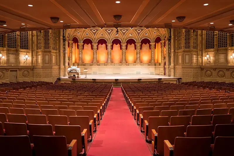Queen Elizabeth Theatre