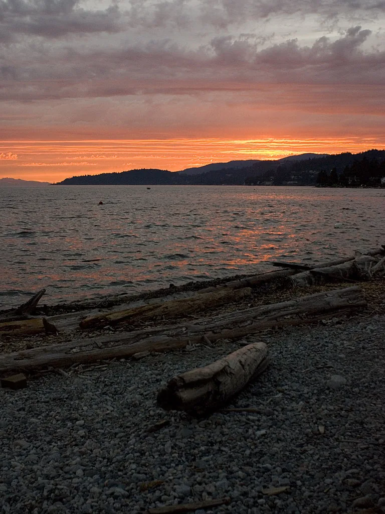 Dundarave Beach